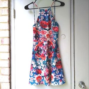 **!!Clearance!!** NBD Back Me Up Floral Mini Dress, size XS